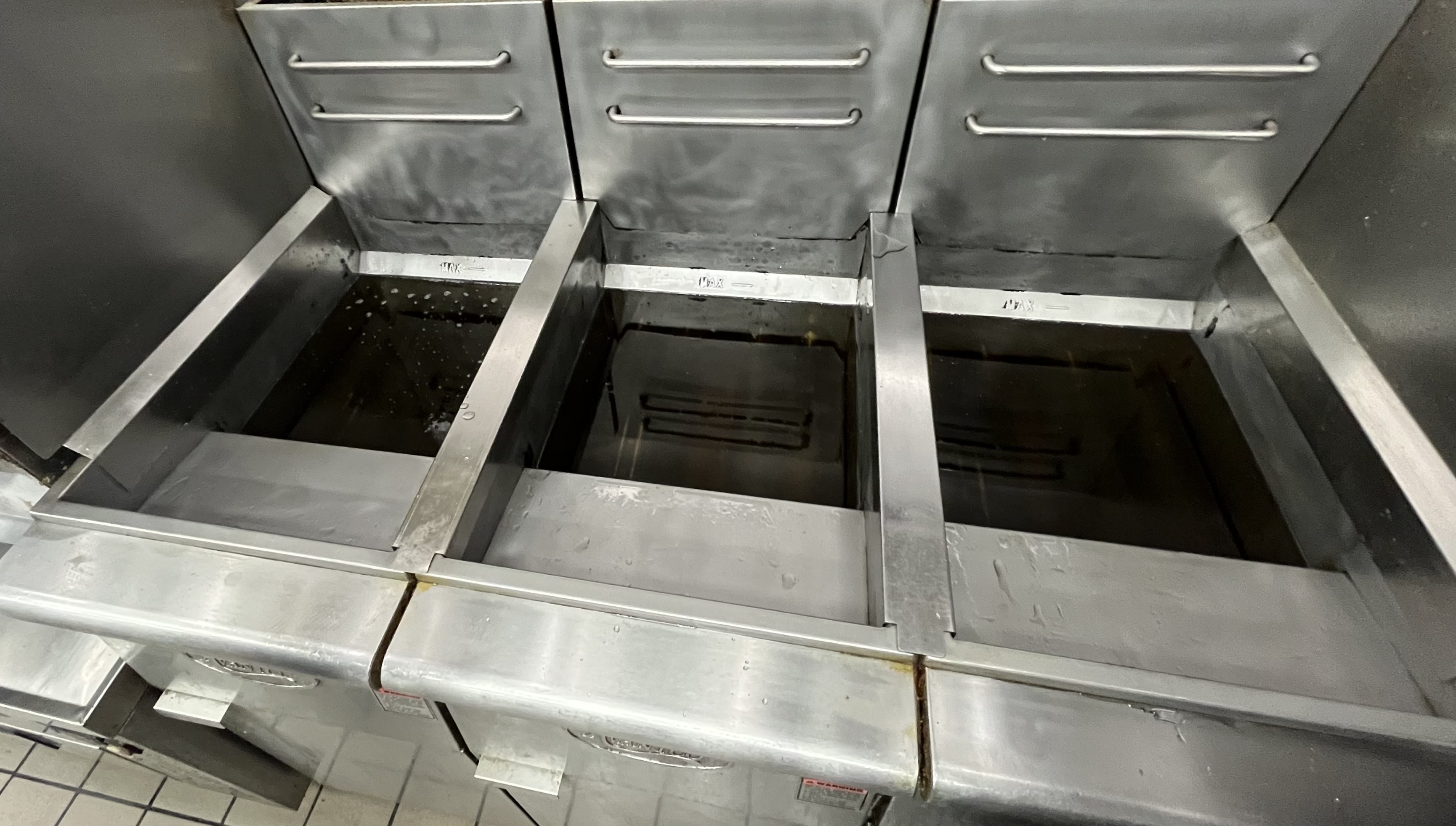 Commercial fryer after CL Solutions service
